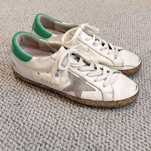 Golden Goose Superstar Tennies size 38